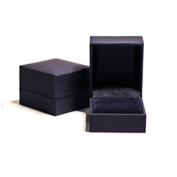 Ciemny granat