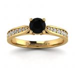 Świeża klasyka - Pierścionek Diamond Sky, żółte złoto, 585, czarny brylant 0,55 ct
