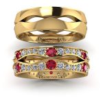 Wytworny ażur - Ażurowe obrączki ślubne z żółtego złota z rubinami i diamentami, 6mm