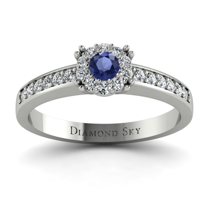 Diamondsky-n143bbsf022 Diamentowe lśnienie - Pierścionek zaręczynowy z białego złota z szafirem 0,22 ct i diamentami