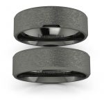 Klasyka w czerni - Płaskie obrączki ślubne z czarnego złota, mat, 5,5mm, 6mm