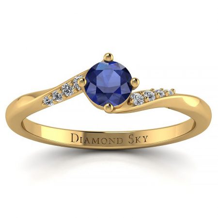 Brylantowy czar - Pierścionek Diamond Sky, żółte złoto, szafir 0,40 ct , diamenty - Diamond Sky