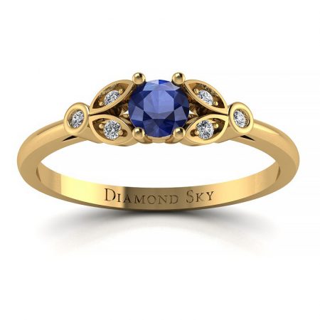 Piękno ukryte w naturze - Pierścionek Diamond Sky, żółte złoto, szafir, diamenty