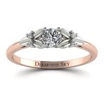 Diamentowa Rosa - Pierścionek zaręczynowy z białego i różowego złota z diamentami