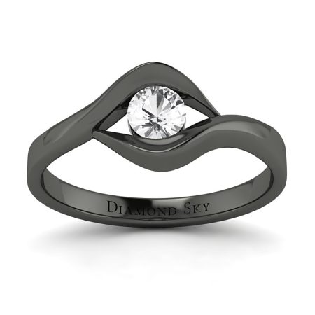 Diamentowy świt - Pierścionek zaręczynowy z czarnego złota z białym szafirem 0,25 ct